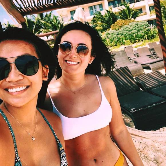 Meet your Posher, Paulina - Picture 1 of 1